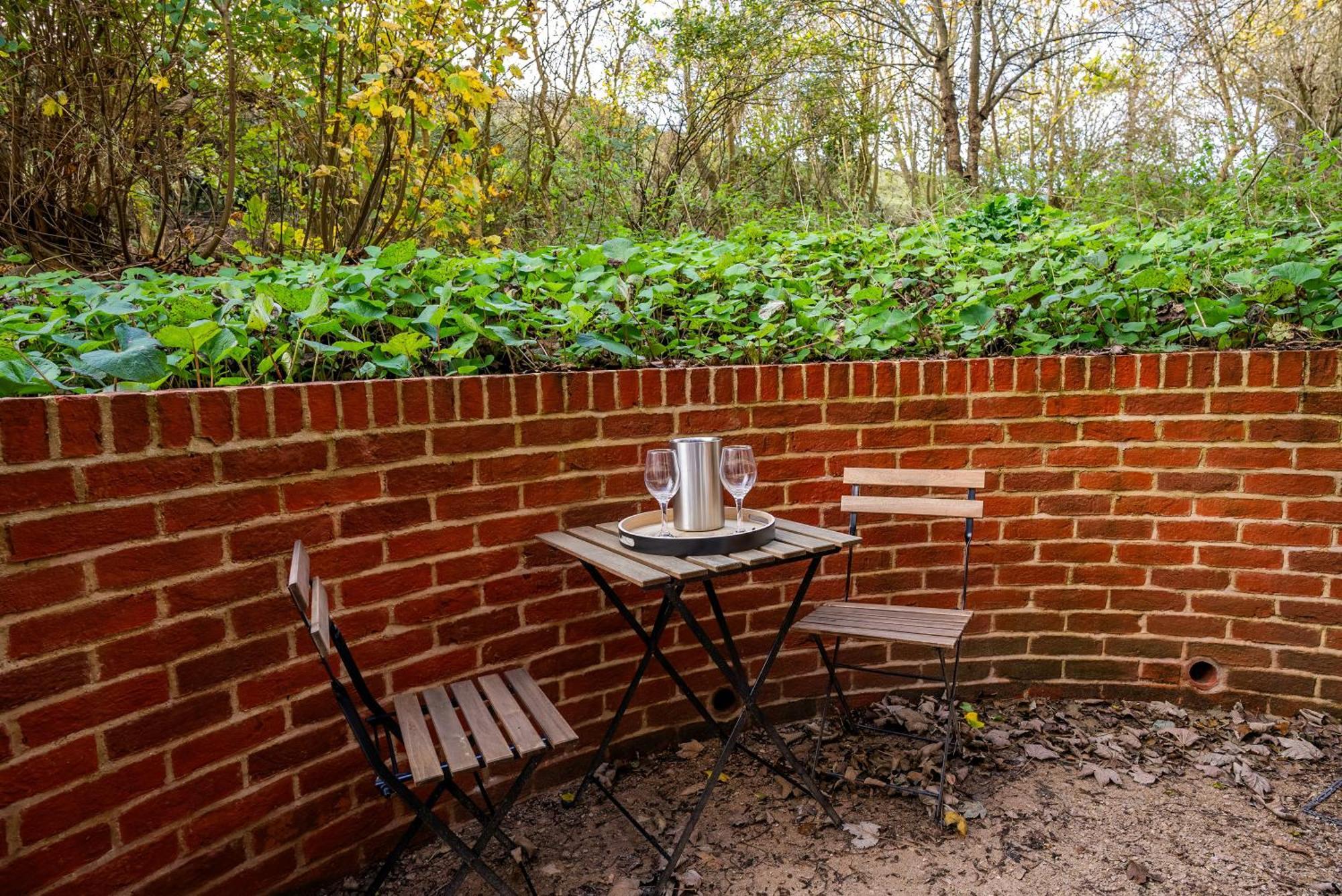 Kestrel Cottage At Seven Sisters Country Park Westdean Exterior photo